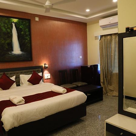 Hotel Ashlesh Manipal Exterior photo