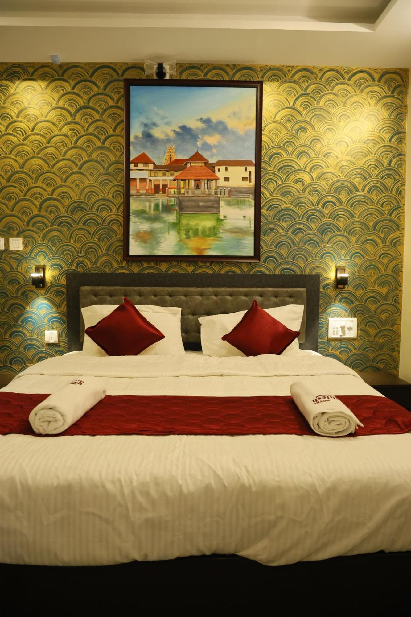 Hotel Ashlesh Manipal Exterior photo